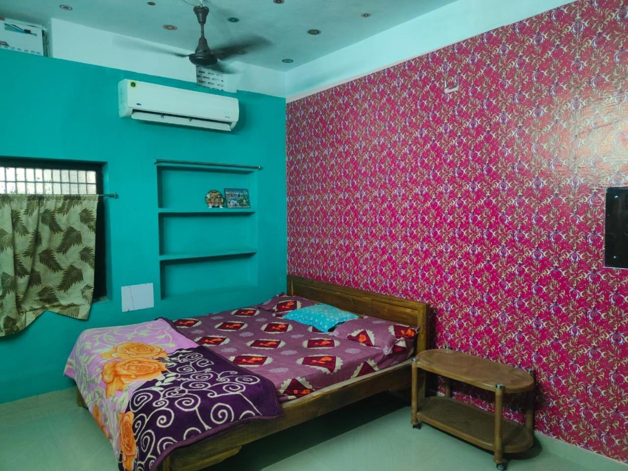 Jharana Guest House Puri Bagian luar foto
